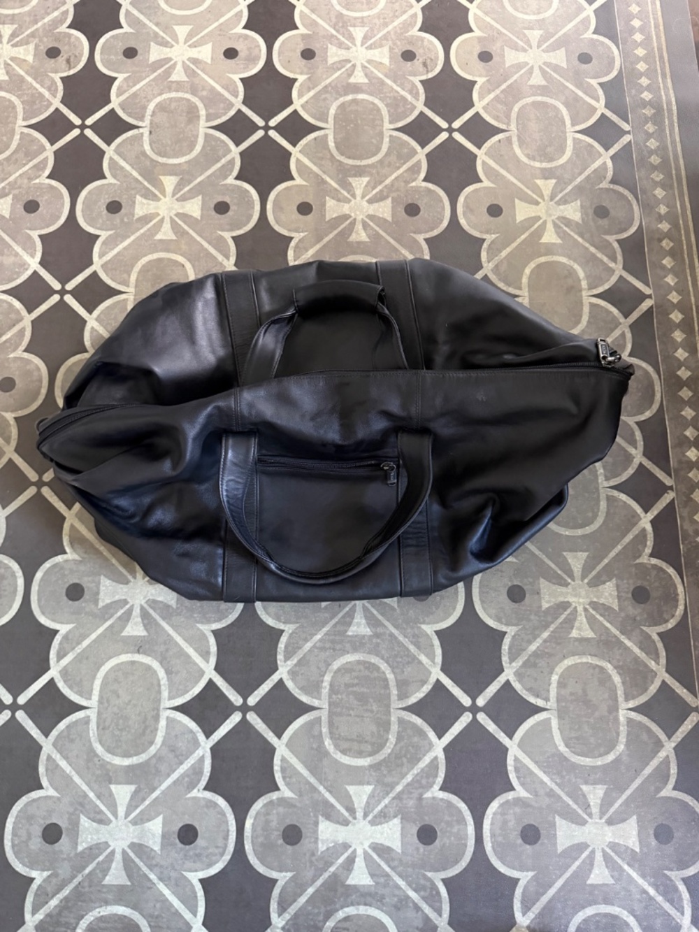 Tumi Leather Duffle Bag - Picture 3 of 5